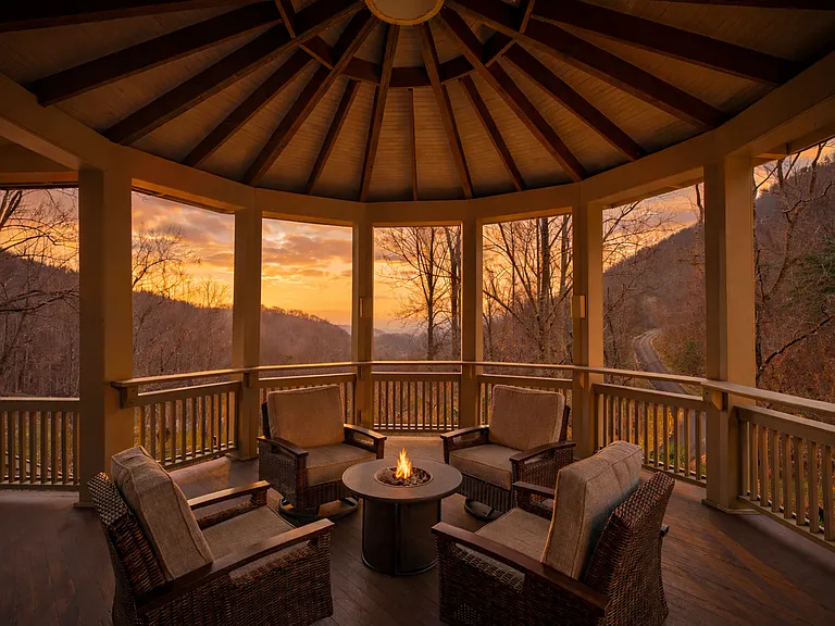 287 Whisper Mountain Dr — Photo 4