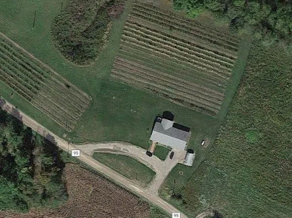 28422 Township Road 95, Newcomerstown, OH 43832