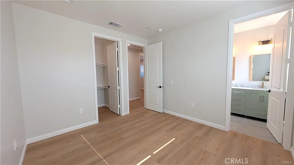 3 bed, 1000 sqft, $2,950 — Photo 3