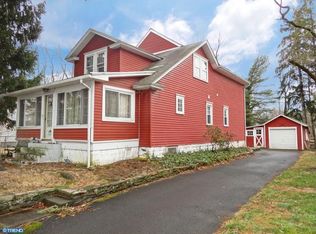 17 S Bell Ave, Yardley, PA 19067