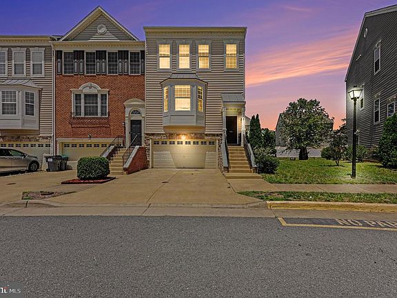 2nd image of 12 Lamplighter Ln