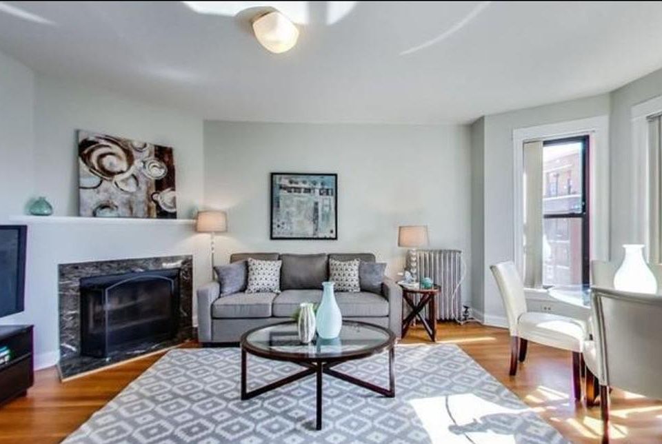 1st image of 2961 N Halsted St #3