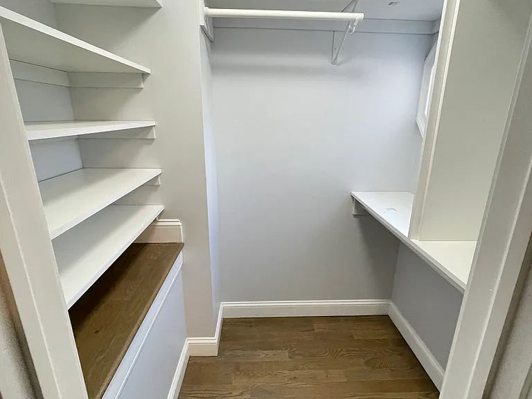 111 Vanguard St — Photo 4