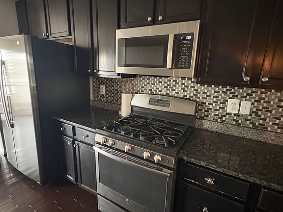 3rd image of 8507 Stansbury Lake Dr