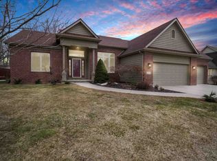 6027 Chase Creek Run, Fort Wayne, IN 46804