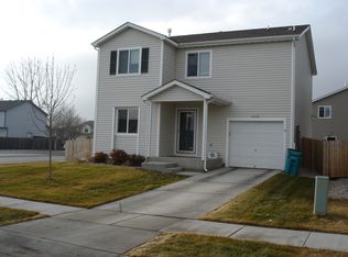 3333 Warren Farm Dr, Fort Collins, CO 80526