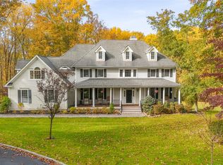 1985 Hunterbrook Rd, Yorktown Heights, NY 10598