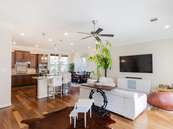 12227 Oxford Crescent Cir, Houston, TX 77082