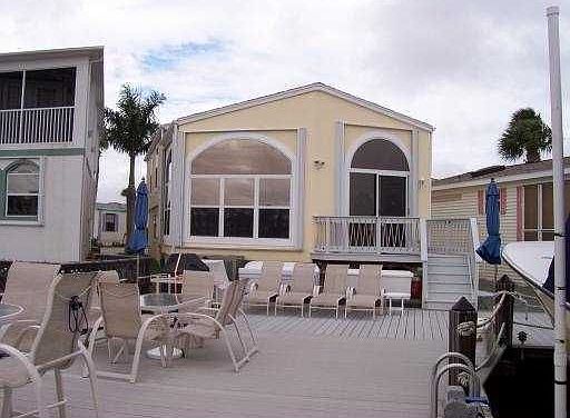 1st image of 263 Nettles Blvd
