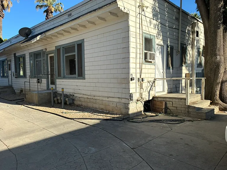 3987 Locust St #3987 — Photo 8