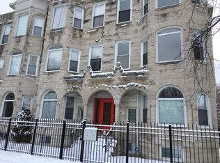 6557 S University Ave UNIT 104, Chicago, IL 60637