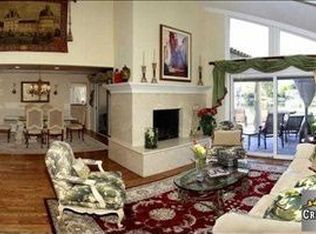 2448 Oakshore Dr, Westlake Village, CA 91361