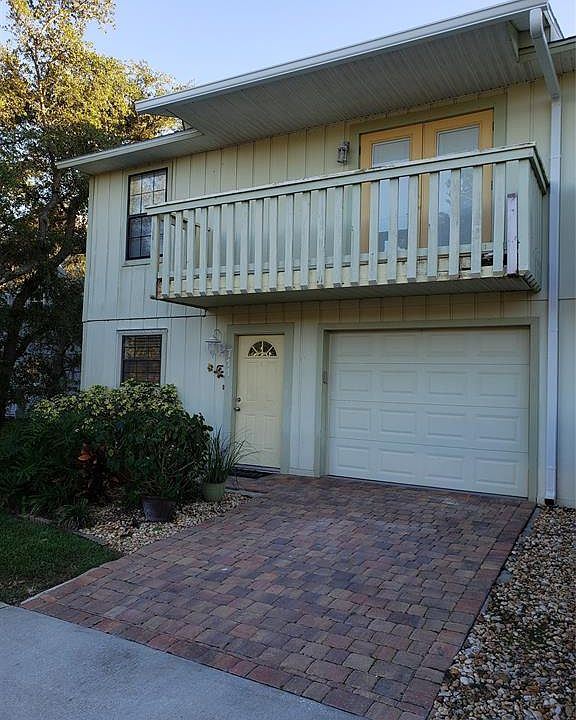 1st image of 711 Sandpiper Ave