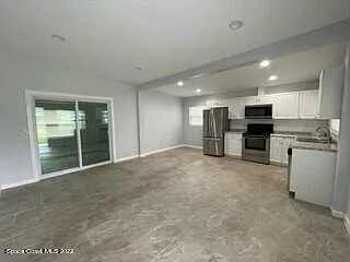 305 Prospect Ave — Photo 5