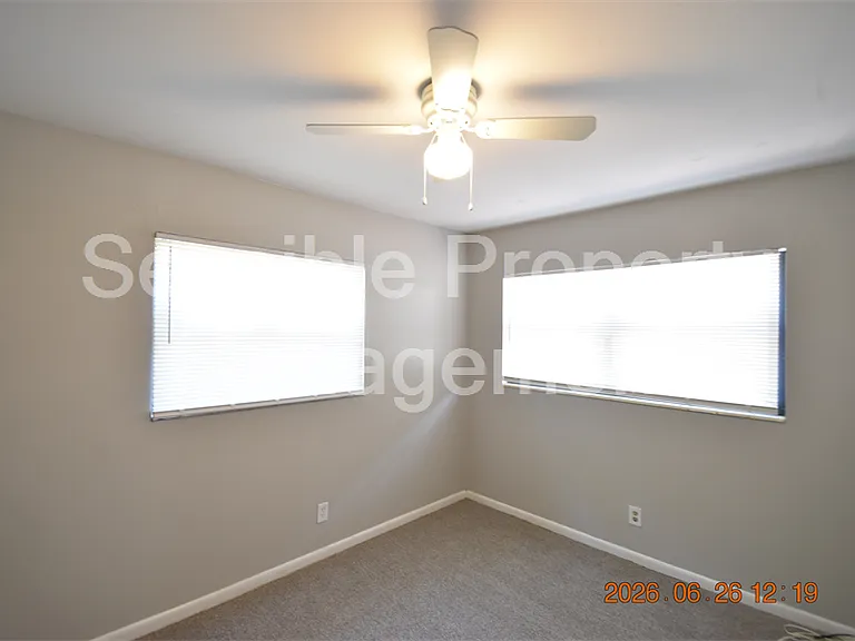 4414 W Wyoming Ave — Photo 15