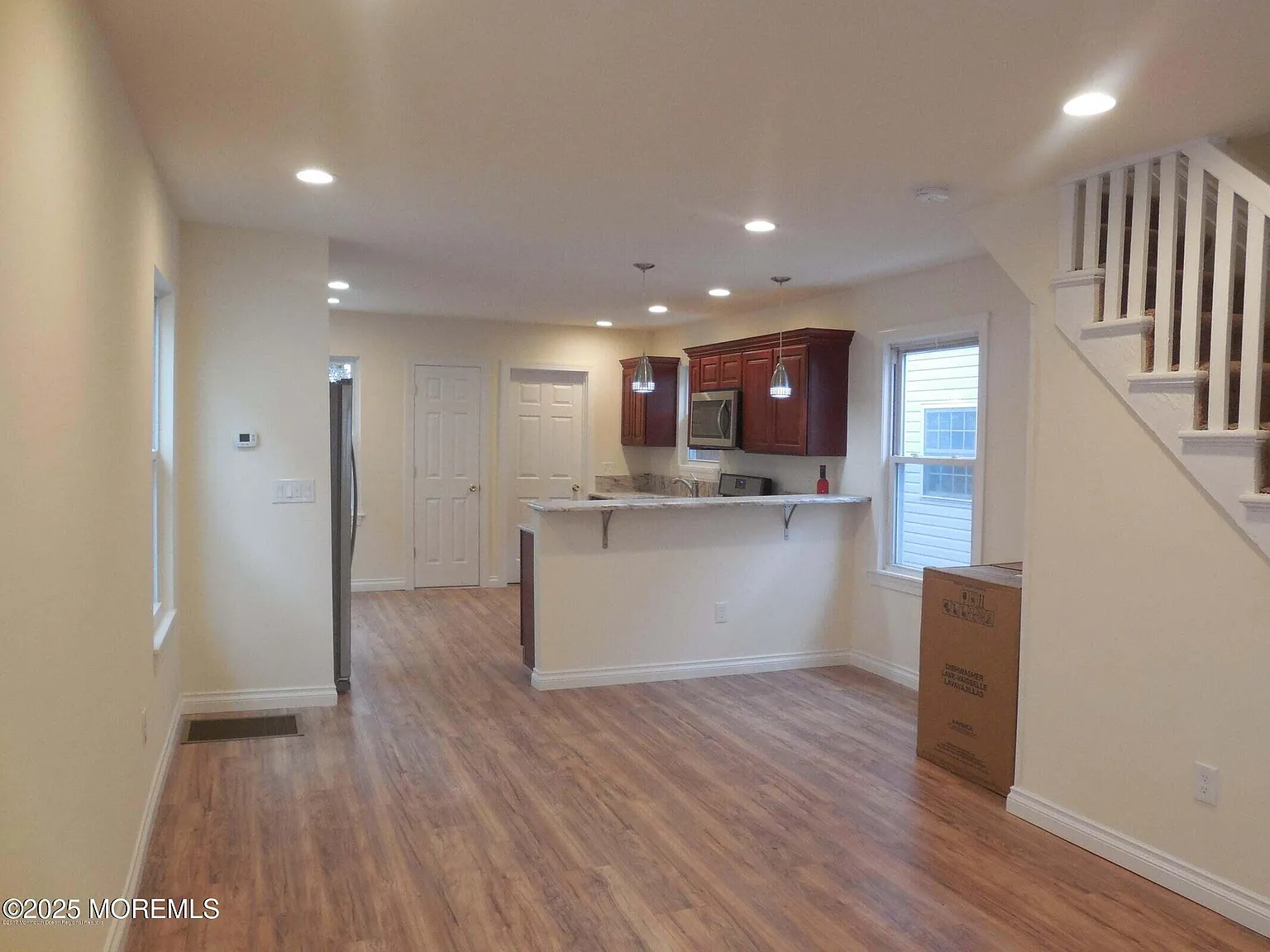 3 bed, 1.5 bath, 920 sqft, $3,900 — Photo 1
