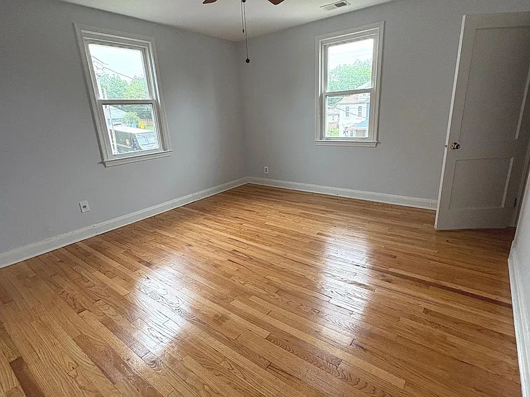1708 Hall Ave #2 — Photo 16