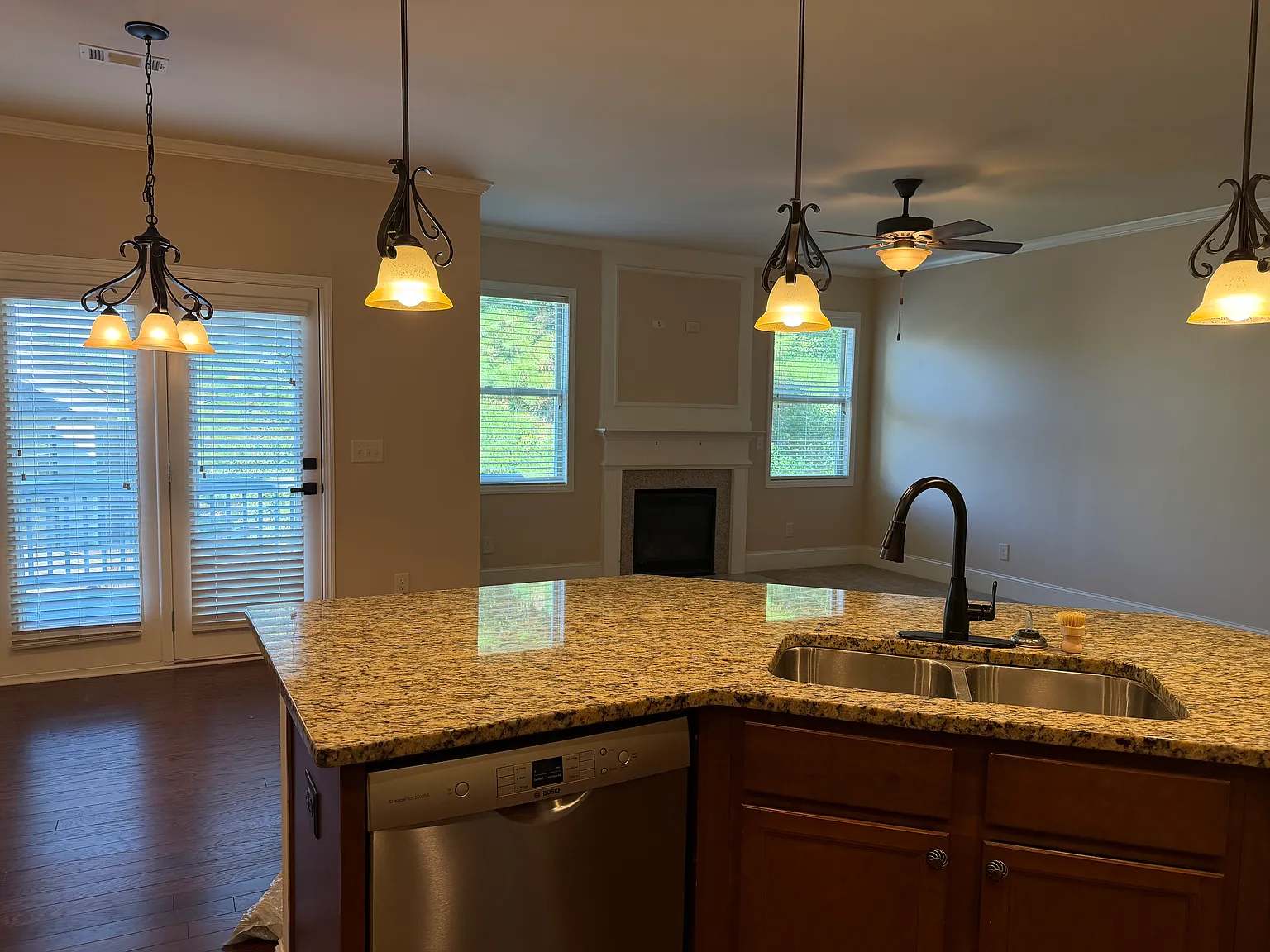 1280 Apple Blossom Dr — Photo 4
