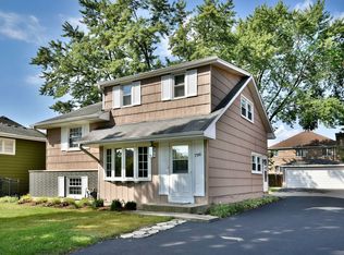 796 N Adele St, Elmhurst, IL 60126