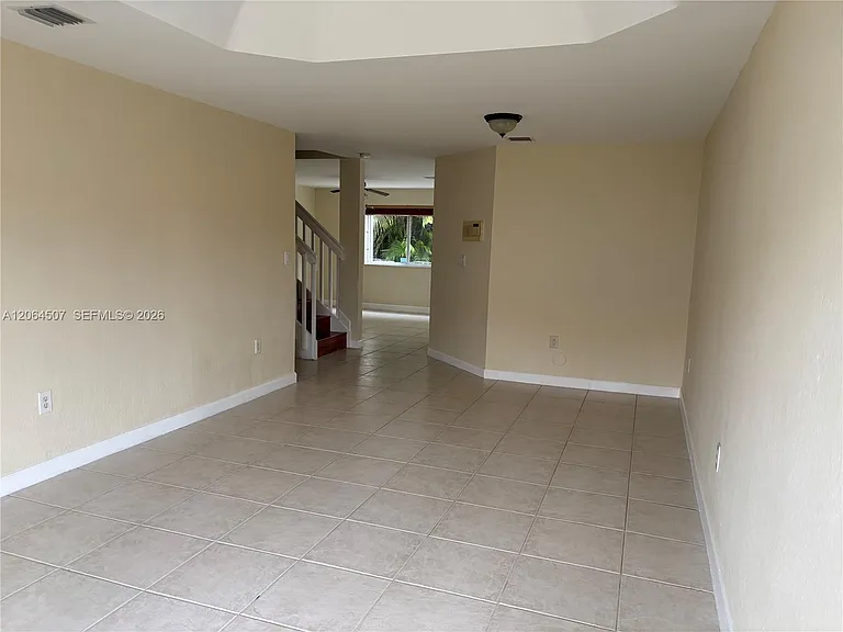 11440 NW 50th Ter — Photo 8