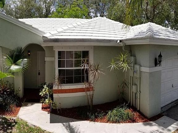 2nd image of 9851 NW 2nd Ct