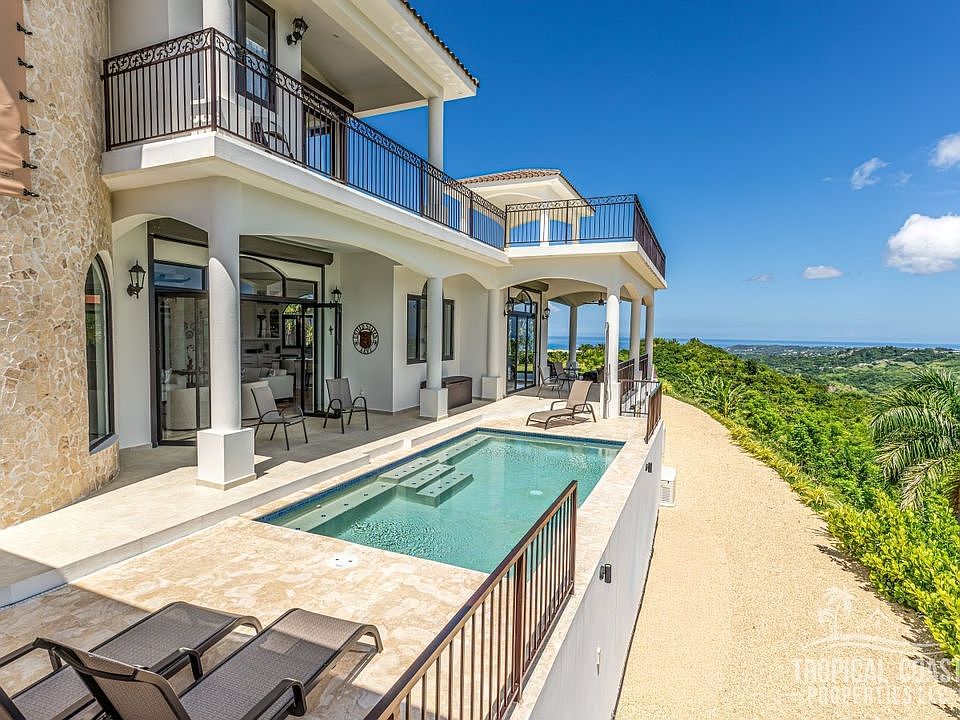 1st image of Bo Calvache Carr 115 Km 6.4 Int