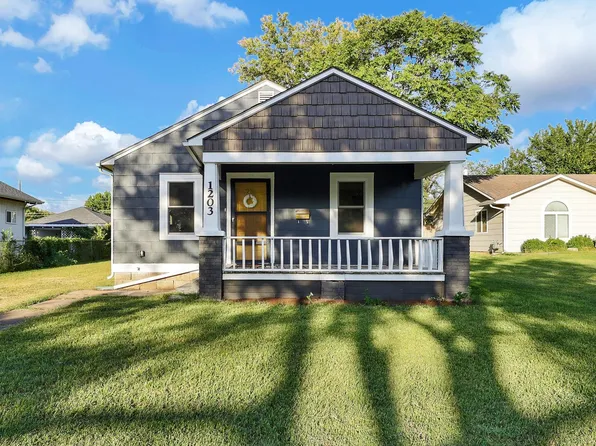 1203 Osage St, Augusta, KS 67010