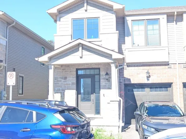 100 Hollywood Ct #49, Cambridge, ON N1R 0C5