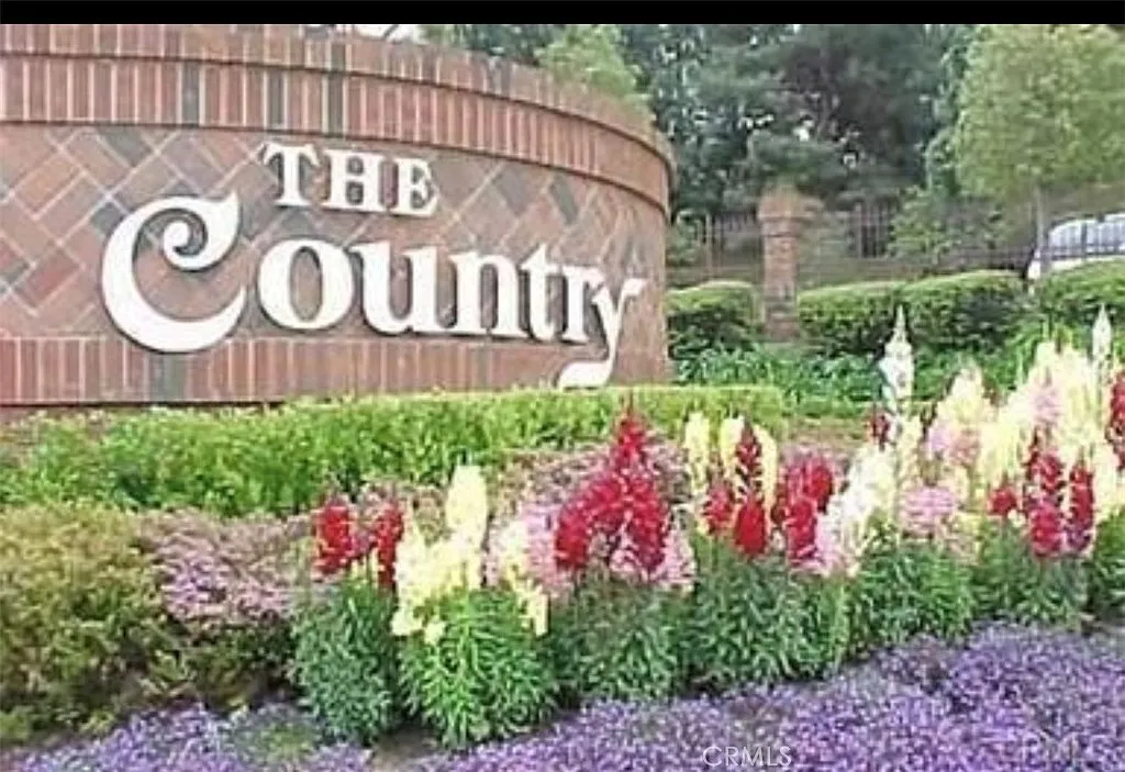 1925 Derringer Ln #76 photo 1