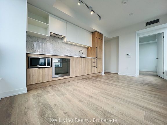 3rd image of 82 Dalhousie St #4203