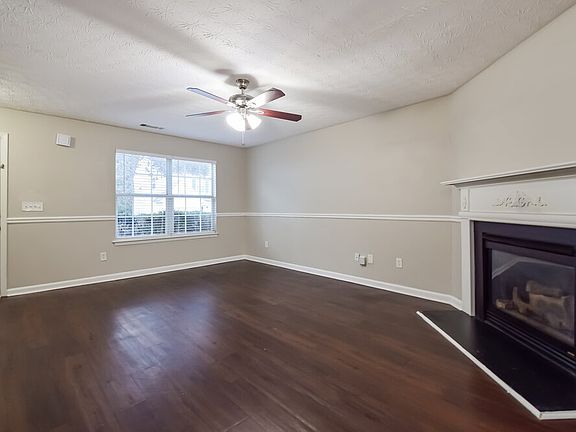 4th image of 343 Clearsprings Dr