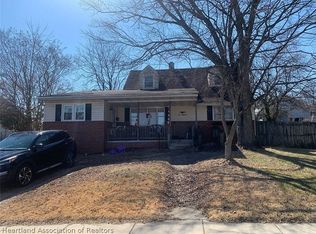 718 Pamela Rd, Glen Burnie, MD 21061