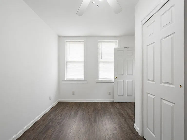 926 Ridge Ave — Photo 32