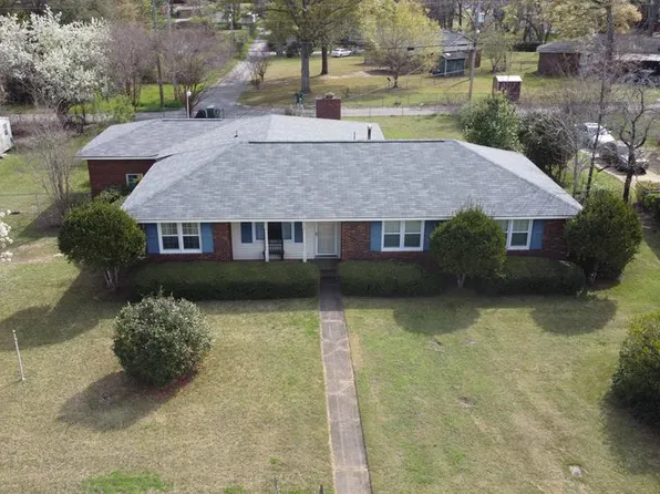 2214 Doncaster Dr, Albany, GA 31707