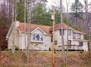 1193 Cochrans Creek Rd, Robbinsville, NC 28771