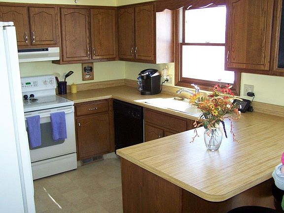 Lots of counter space