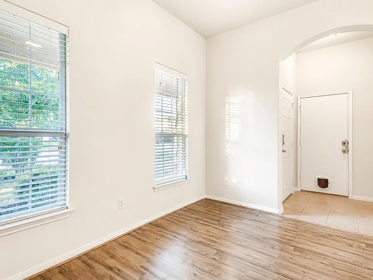 1180 Arbor Knot Dr — Photo 2