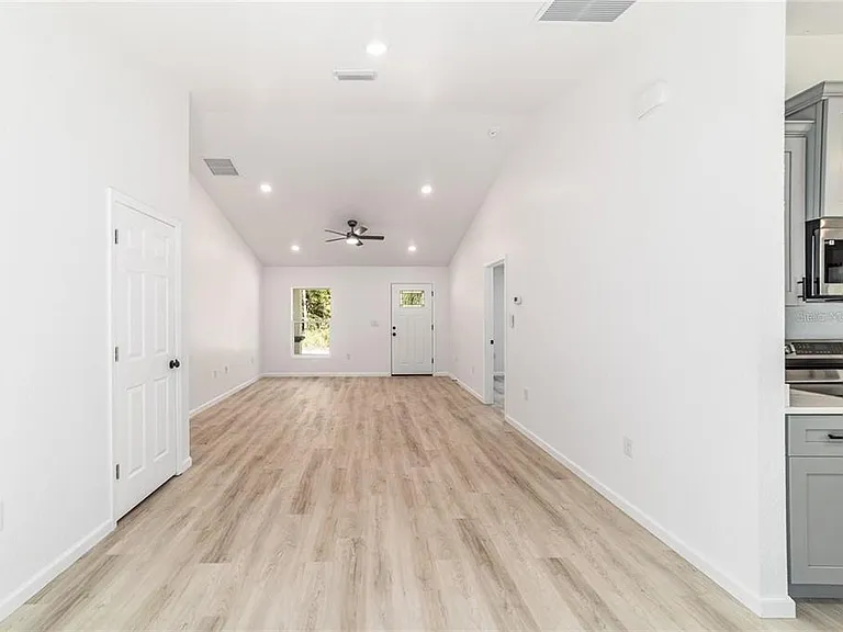 15388 SW 26th Pl — Photo 15