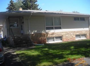 4738 Pierre St, Rapid City, SD 57702