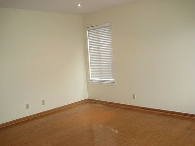 5th image of 21012 W Bloomfield Dr