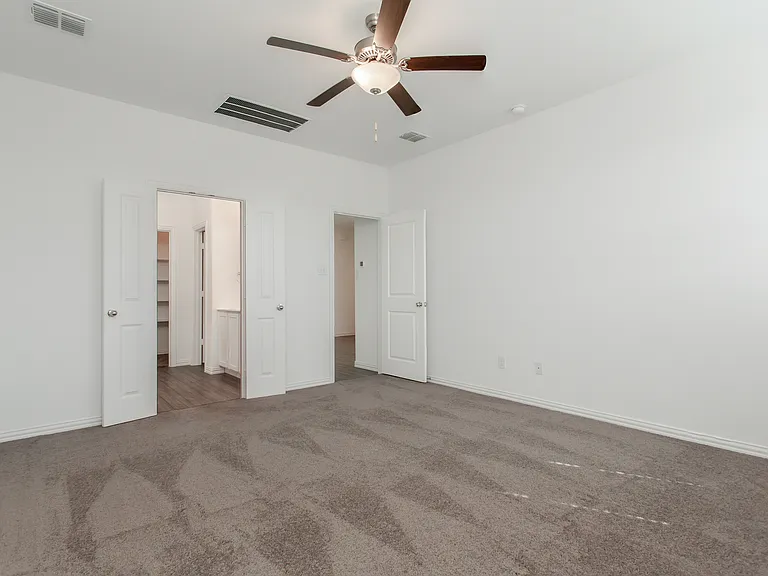 2157 Clarion Ln — Photo 17