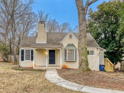 1223 Brookwood Dr, Winston Salem, NC, 27106