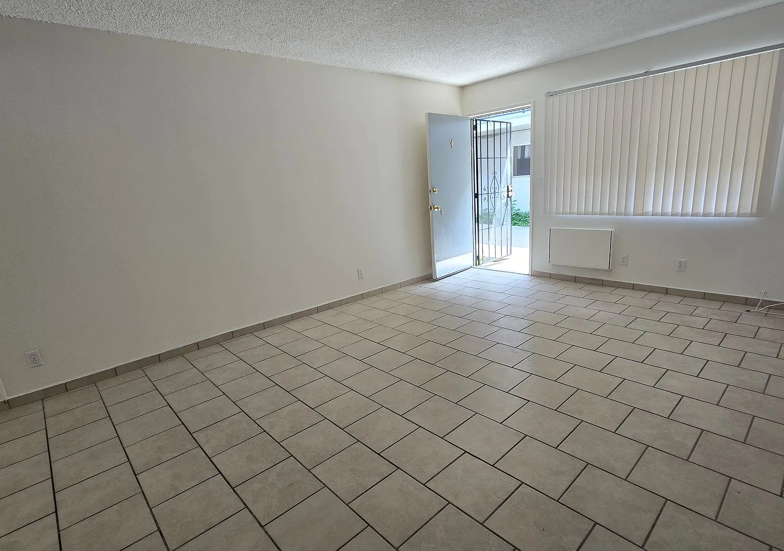 Baldwin Apartments — Photo 2