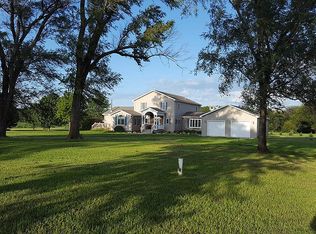 3175 Fair Rd, Abilene, KS 67410