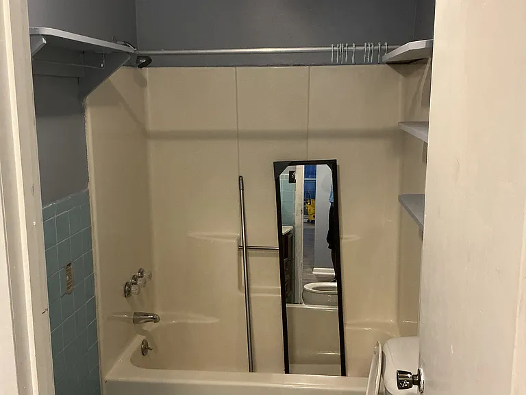 521 McKean Ave #2A — Photo 5