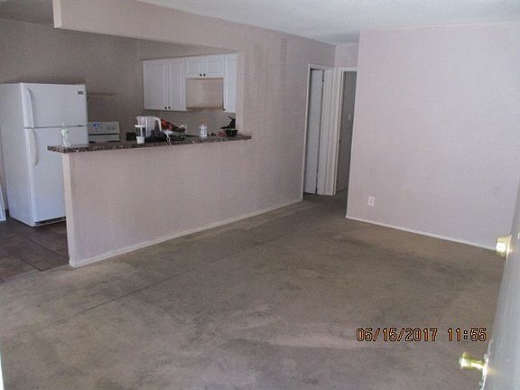 4th image of 239 W Philadelphia Ave APT 2