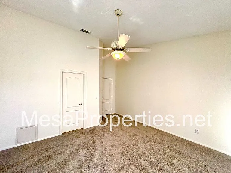 18195 Harbor Dr — Photo 19