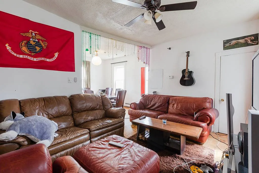 4 bed, 1500 sqft, $4,690 — Photo 3