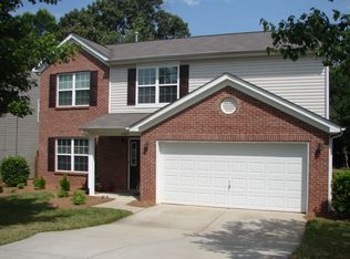 2425 Marthas Ridge Dr, Statesville, NC 28625