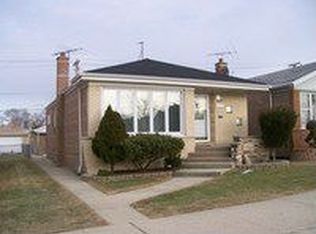 5921 W Walton St, Chicago, IL 60651